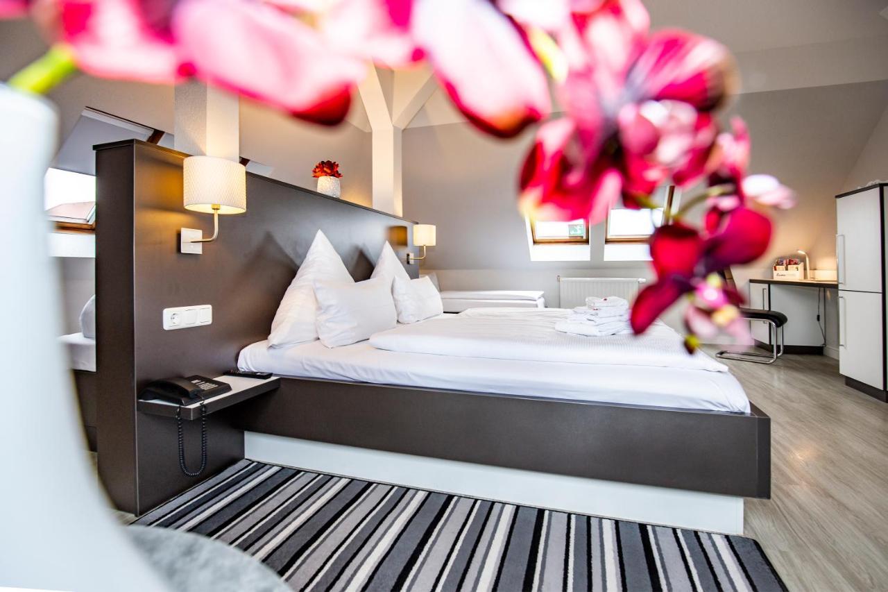 Hotel "Zur Muehle" ホイエルスヴェルダ エクステリア 写真