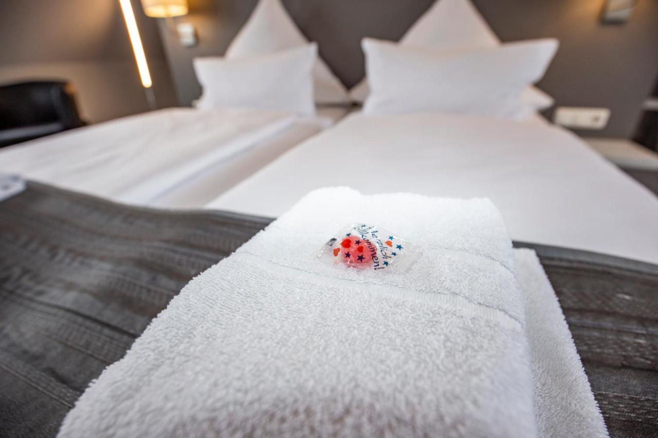 Hotel "Zur Muehle" ホイエルスヴェルダ エクステリア 写真